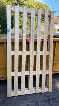 Extra long pallet ~ 7 feet 2